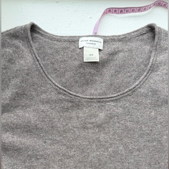 Club Monaco Women’s Gray Long Sleeve Cashmere Sweater Size Small - Picture 3 of 8
